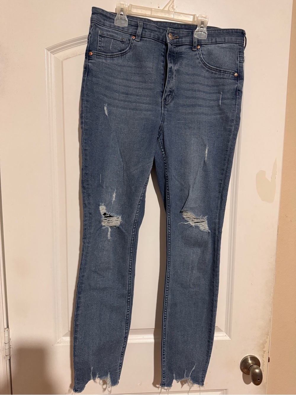 H&M Skinny Jeans in Faded Blue with Distressed Knees